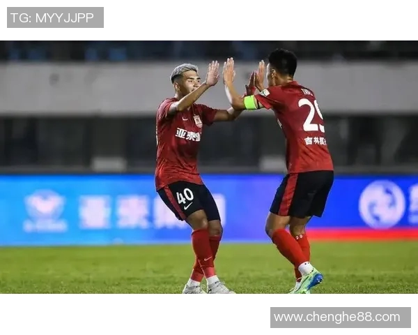 中超冠军荣耀之路：聚焦顶级球队争夺与精彩赛事回顾